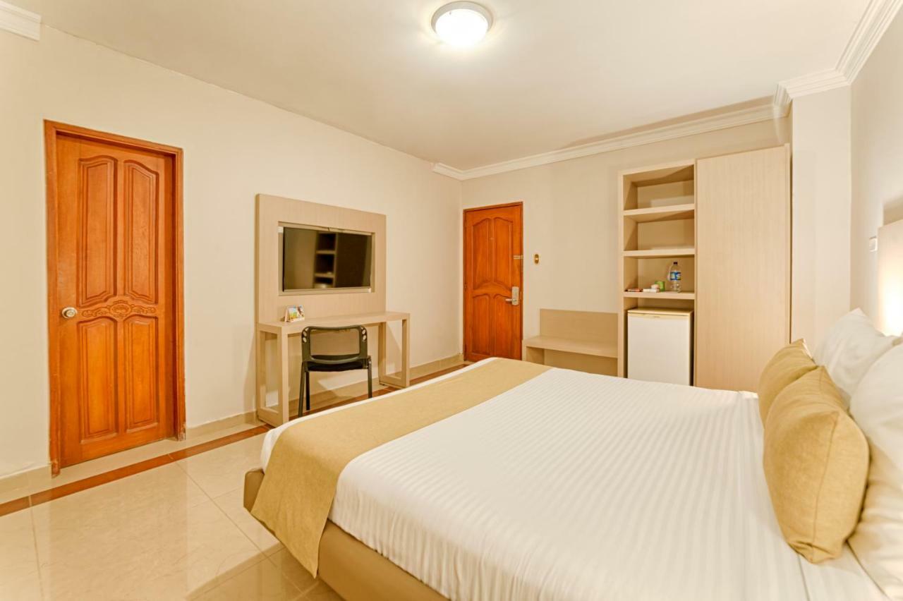 בארנקווילה Hotel Caribe 79 מראה חיצוני תמונה
